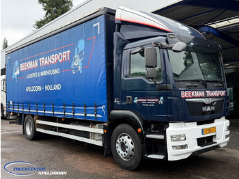 Kamion s ceradom MAN TGM