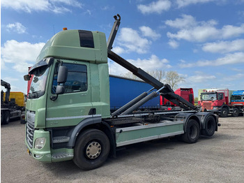 Kamion s kukastom dizalicom DAF CF 450