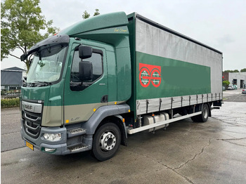 Kamion s ceradom DAF LF 260