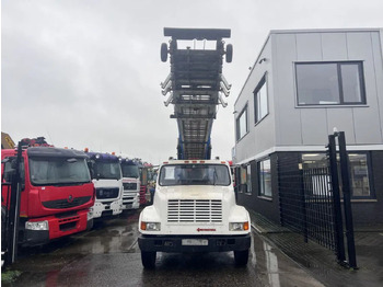 Zakup International  4600 4x2 210HP + TEUPEN hyL International 4600 4x2 210HP + TEUPEN hyLI International  4600 4x2 210HP + TEUPEN hyL International 4600 4x2 210HP + TEUPEN hyLI: slika Zakup International  4600 4x2 210HP + TEUPEN hyL International 4600 4x2 210HP + TEUPEN hyLI International  4600 4x2 210HP + TEUPEN hyL International 4600 4x2 210HP + TEUPEN hyLI