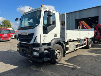 Kamion s kranom IVECO Stralis