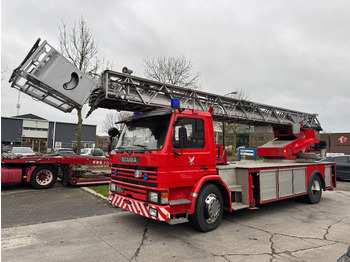 Vatrogasno vozilo SCANIA P82