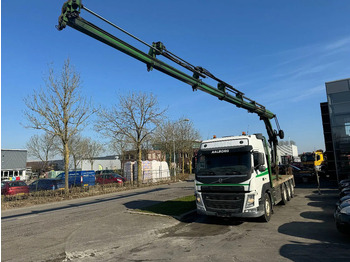 Kamion s kranom VOLVO FM 500