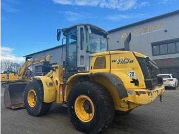 Utovarivač na kotačima NEW HOLLAND