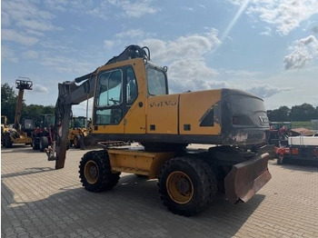 Bager na kotačima VOLVO EW180