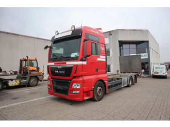 Transporter kontejnera/ Kamion s izmjenjivim sanducima MAN TGX 26.440