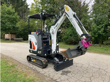 Mini bager BOBCAT E17: slika Mini bager BOBCAT E17