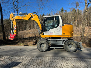 Bager na kotačima LIEBHERR A 910