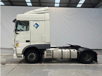 Tegljač DAF XF 106.460 Spacecab: slika Tegljač DAF XF 106.460 Spacecab