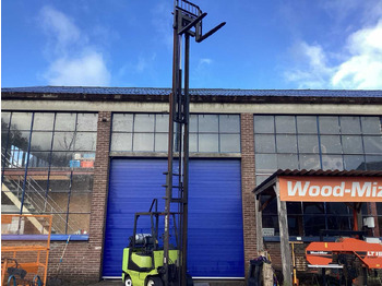 Viličar 1999 CLARK CGC30 FORKLIFT 7300 MM: slika Viličar 1999 CLARK CGC30 FORKLIFT 7300 MM Viličar 1999 CLARK CGC30 FORKLIFT 7300 MM: slika Viličar 1999 CLARK CGC30 FORKLIFT 7300 MM