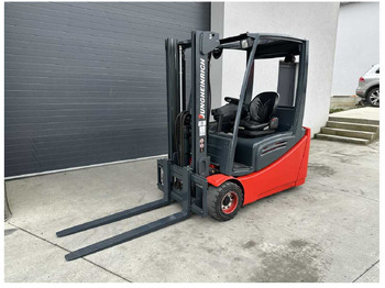 Viličar JUNGHEINRICH EFG