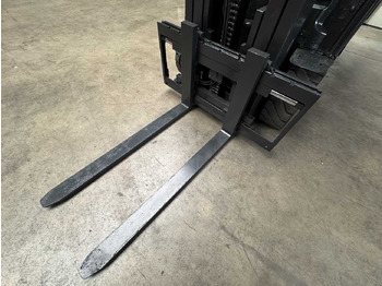 Viličar 2018 SERVICE + UVV 10/2026 LINDE E30L 3,000KG TRIPLEX ELECTRIC FORKLIFT 4,647 HOURS: slika Viličar 2018 SERVICE + UVV 10/2026 LINDE E30L 3,000KG TRIPLEX ELECTRIC FORKLIFT 4,647 HOURS Viličar 2018 SERVICE + UVV 10/2026 LINDE E30L 3,000KG TRIPLEX ELECTRIC FORKLIFT 4,647 HOURS: slika Viličar 2018 SERVICE + UVV 10/2026 LINDE E30L 3,000KG TRIPLEX ELECTRIC FORKLIFT 4,647 HOURS