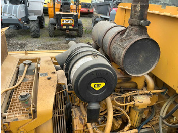 Pneumatski valjak Caterpillar PS 300C: slika Pneumatski valjak Caterpillar PS 300C
