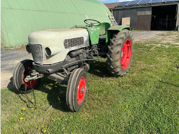 Traktor FENDT Farmer 100