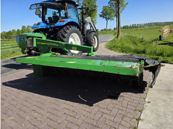 Malčer John Deere CC0331: slika Malčer John Deere CC0331