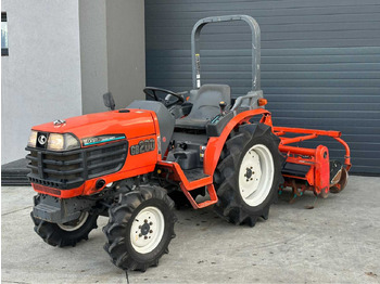 Traktor KUBOTA