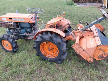 Mali traktor KUBOTA B series