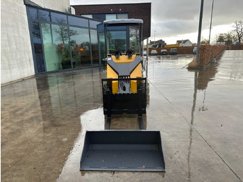 Utovarivač na kotačima NEWRICK - 2025 - SL360 - SKID STEER LOADER: slika Utovarivač na kotačima NEWRICK - 2025 - SL360 - SKID STEER LOADER Utovarivač na kotačima NEWRICK - 2025 - SL360 - SKID STEER LOADER: slika Utovarivač na kotačima NEWRICK - 2025 - SL360 - SKID STEER LOADER