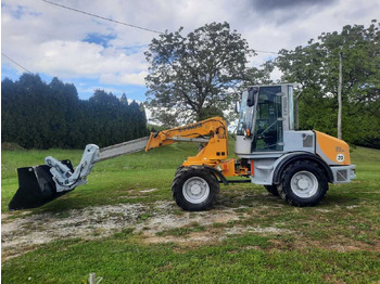 Utovarivač na kotačima