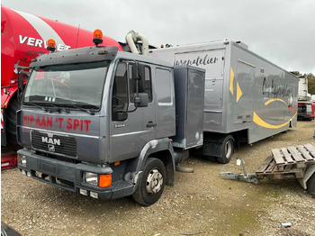 Kamion MAN 8.224