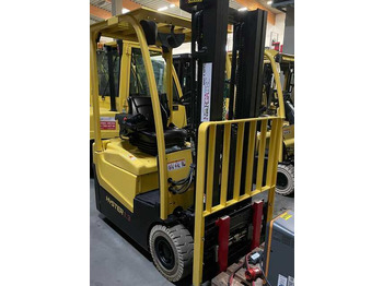 Električni viličar HYSTER
