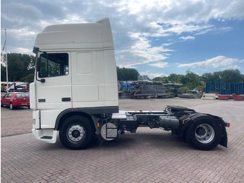 Tegljač DAF XF 95.480 Euro 2 Manual-gear: slika Tegljač DAF XF 95.480 Euro 2 Manual-gear