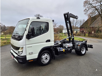 Kamion s kukastom dizalicom FUSO