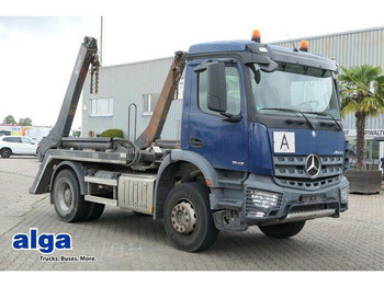 Kamion s kabelskim sustavom MERCEDES-BENZ Arocs 1832