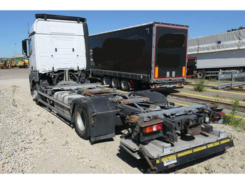 Kamion-šasija Mercedes-Benz 1842 L Actros/LBW/Retarder/BDF: slika Kamion-šasija Mercedes-Benz 1842 L Actros/LBW/Retarder/BDF Kamion-šasija Mercedes-Benz 1842 L Actros/LBW/Retarder/BDF: slika Kamion-šasija Mercedes-Benz 1842 L Actros/LBW/Retarder/BDF