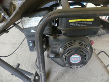 Vibro ploča Plaque vibrante thermique Lumas VP100: slika Vibro ploča Plaque vibrante thermique Lumas VP100 Vibro ploča Plaque vibrante thermique Lumas VP100: slika Vibro ploča Plaque vibrante thermique Lumas VP100