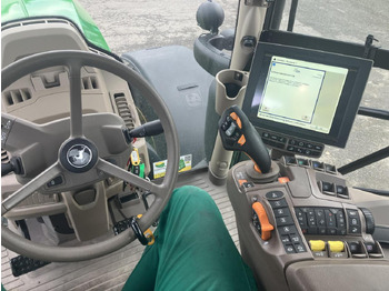 Traktor John Deere 6R 250: slika Traktor John Deere 6R 250