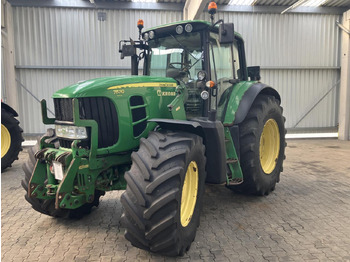Traktor JOHN DEERE 7530