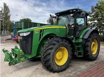 Zakup John Deere 8335R John Deere 8335R: slika Zakup John Deere 8335R John Deere 8335R
