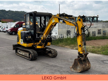 Mini bager CATERPILLAR 302
