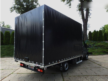 Novi Dostavno vozilo s ceradom Iveco Daily 35S18 Curtain side: slika Novi Dostavno vozilo s ceradom Iveco Daily 35S18 Curtain side