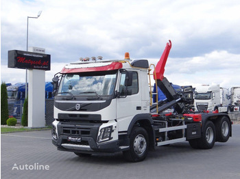 Kamion s kukastom dizalicom VOLVO FMX 450