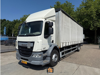 Kamion s ceradom DAF LF 280