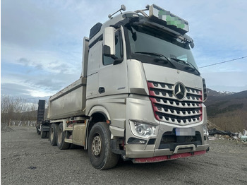 Kiper MERCEDES-BENZ Arocs 2658