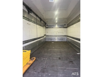 Kamion sandučar Scania P250: slika Kamion sandučar Scania P250