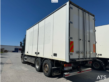 Kamion sandučar Scania R480: slika Kamion sandučar Scania R480