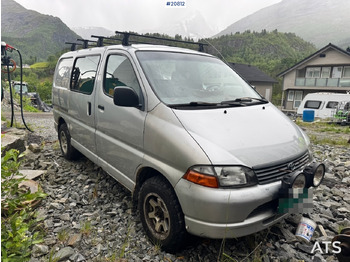 Furgon Toyota Hiace: slika Furgon Toyota Hiace