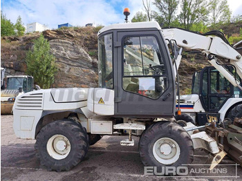 Bager na kotačima MECALAC