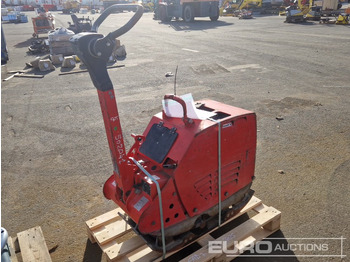 Stroj za asfaltiranje BOMAG