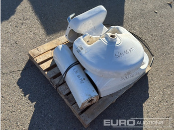 Građevinska oprema Pallet of Bathroom Accesories (3 Of) / Accesorios Baño: slika Građevinska oprema Pallet of Bathroom Accesories (3 Of) / Accesorios Baño
