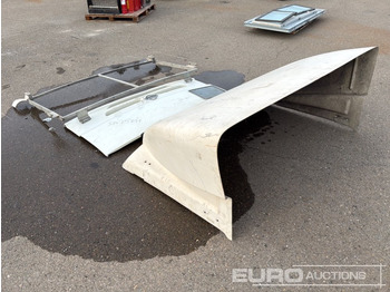 Građevinska oprema Sleeper Cab & Front to Suit Nissan Truck: slika Građevinska oprema Sleeper Cab & Front to Suit Nissan Truck