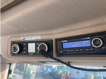 Traktor Fendt 724 Vario S4 Profi: slika Traktor Fendt 724 Vario S4 Profi