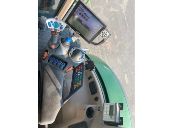 Traktor Fendt 724 Vario S4 Profi: slika Traktor Fendt 724 Vario S4 Profi