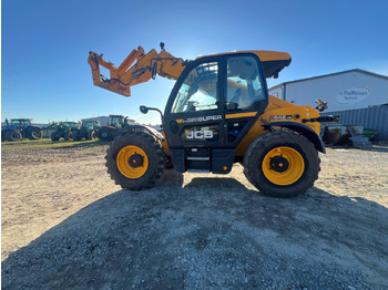 Utovarivač JCB