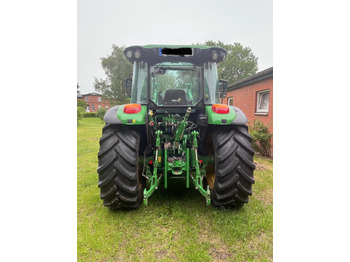 Traktor John Deere 5100 M: slika Traktor John Deere 5100 M