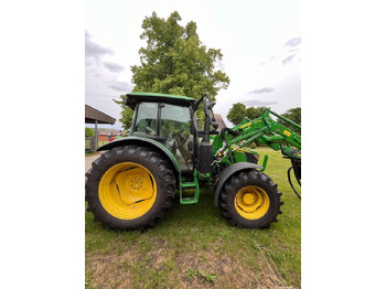 Traktor John Deere 5100 M: slika Traktor John Deere 5100 M